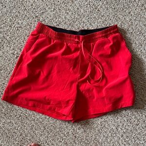 Men’s Lululemon 5” board shorts swim trunks